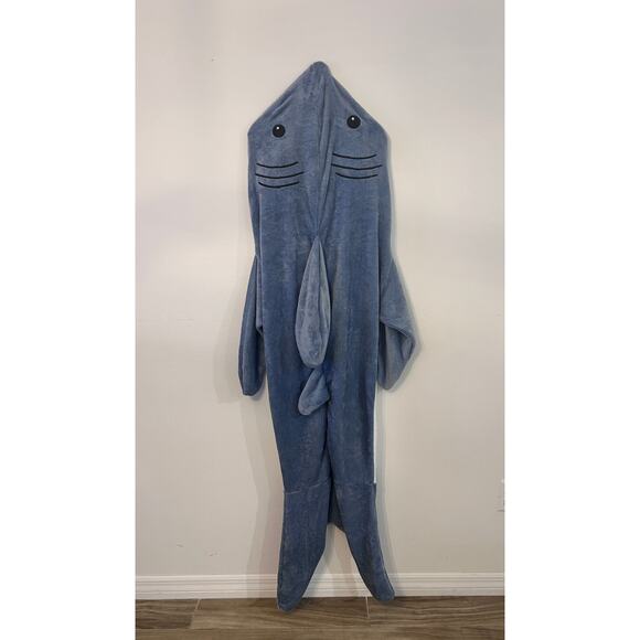 Shark Wearable Blanket Hoodie Adult Size Small - Picture 3 of 6